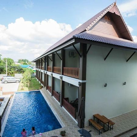 Sriananpura Hotell Chiang Mai Eksteriør bilde