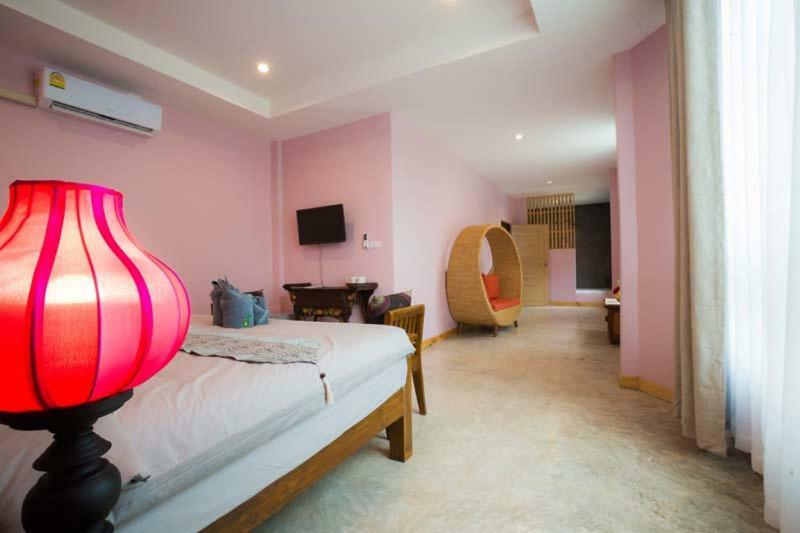Sriananpura Hotell Chiang Mai Eksteriør bilde