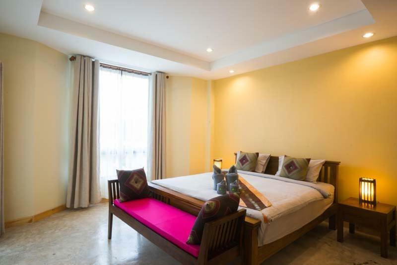 Sriananpura Hotell Chiang Mai Eksteriør bilde