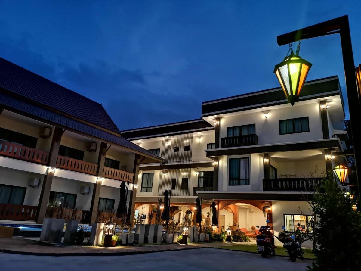 Sriananpura Hotell Chiang Mai Eksteriør bilde