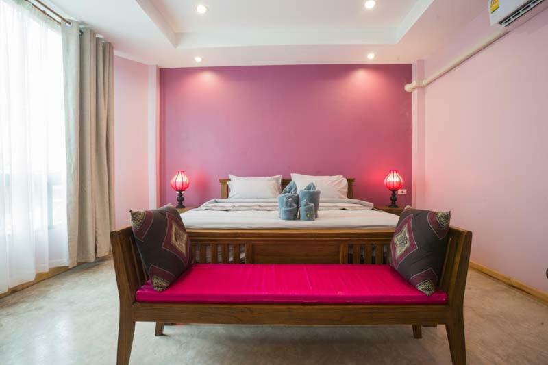 Sriananpura Hotell Chiang Mai Eksteriør bilde