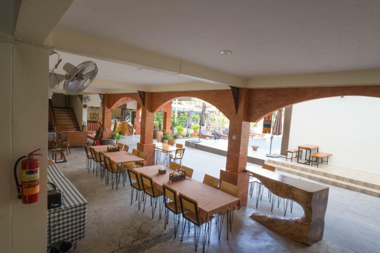 Sriananpura Hotell Chiang Mai Eksteriør bilde