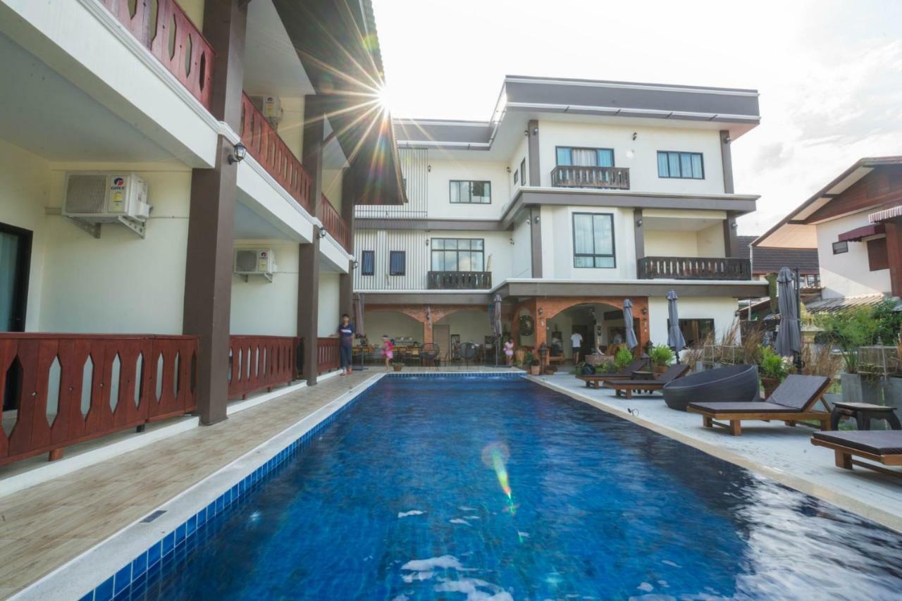 Sriananpura Hotell Chiang Mai Eksteriør bilde